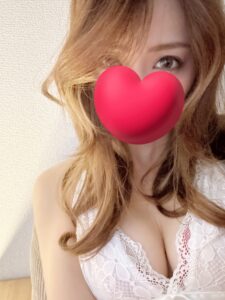 井上杏奈♡本日の出勤予定 - 京都でメンズエステなら、The京都メンズエステ